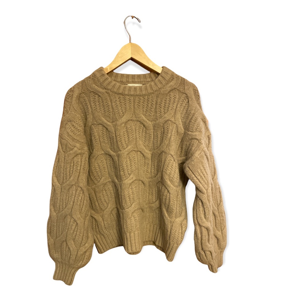 Amoli Cable Knit Sweater ~ Brand New~ S/M